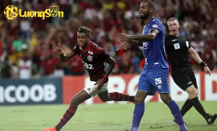 Lịch sử đối đầu cho thấy sự cân bằng, khiến trận đấu khó lường hơn bao giờ hết