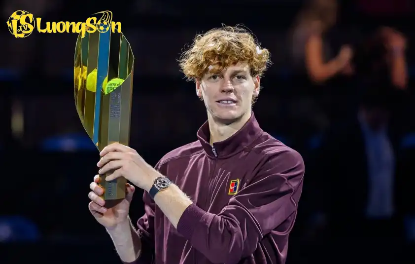 Jannik Sinner khẳng định sức mạnh ở Vienna Open.
