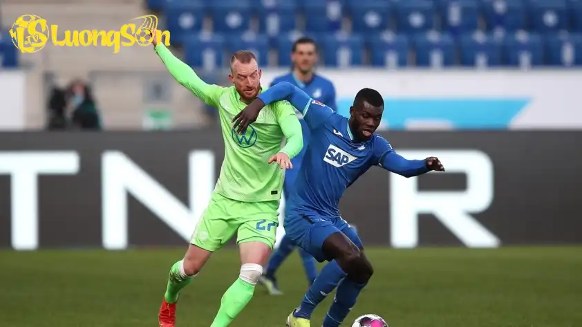 Trận đấu giữa Wolfsburg gặp Hoffenheim sẽ rất hấp dẫn. Trận đấu giữa Wolfsburg gặp Hoffenheim sẽ rất hấp dẫn.