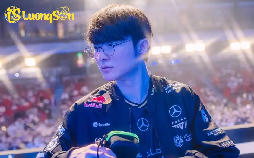 Faker trong truyện 19+