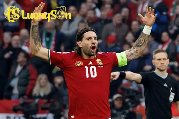 Szoboszlai và Hungary để thua đáng tiếc trong lượt đấu cuối cùng trước Ireland.